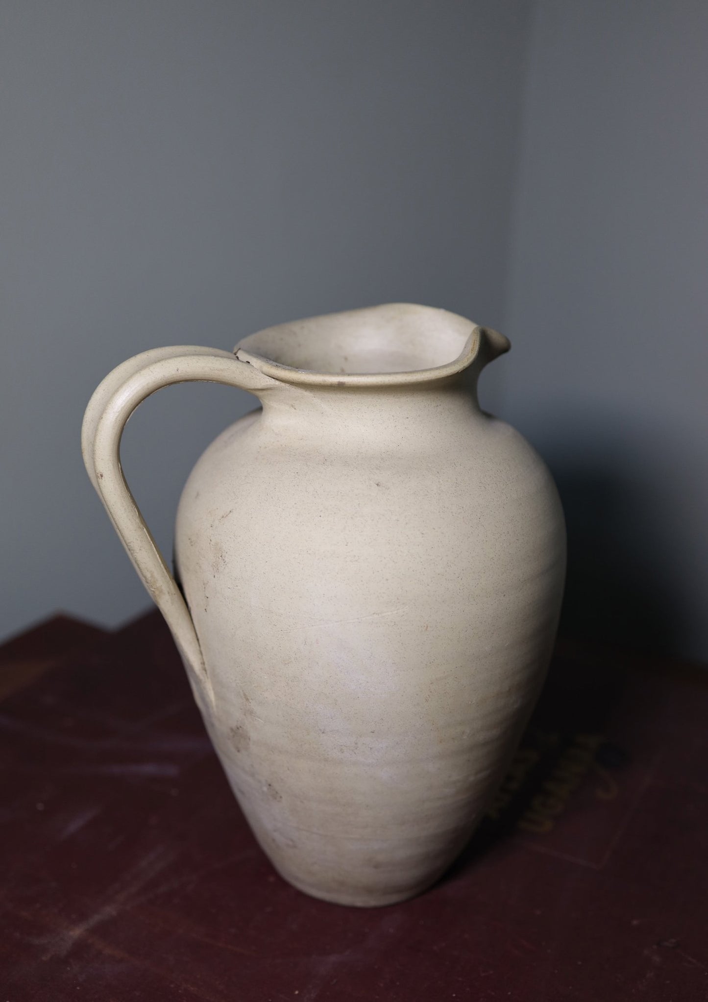 A Hillstonia stoneware jug - Clementine Parker