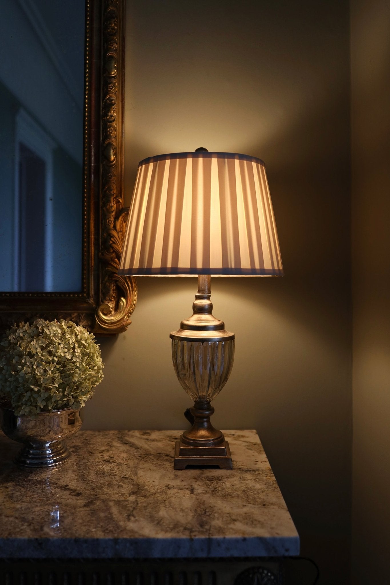 A set of two decorative table lamps - Clementine Parker